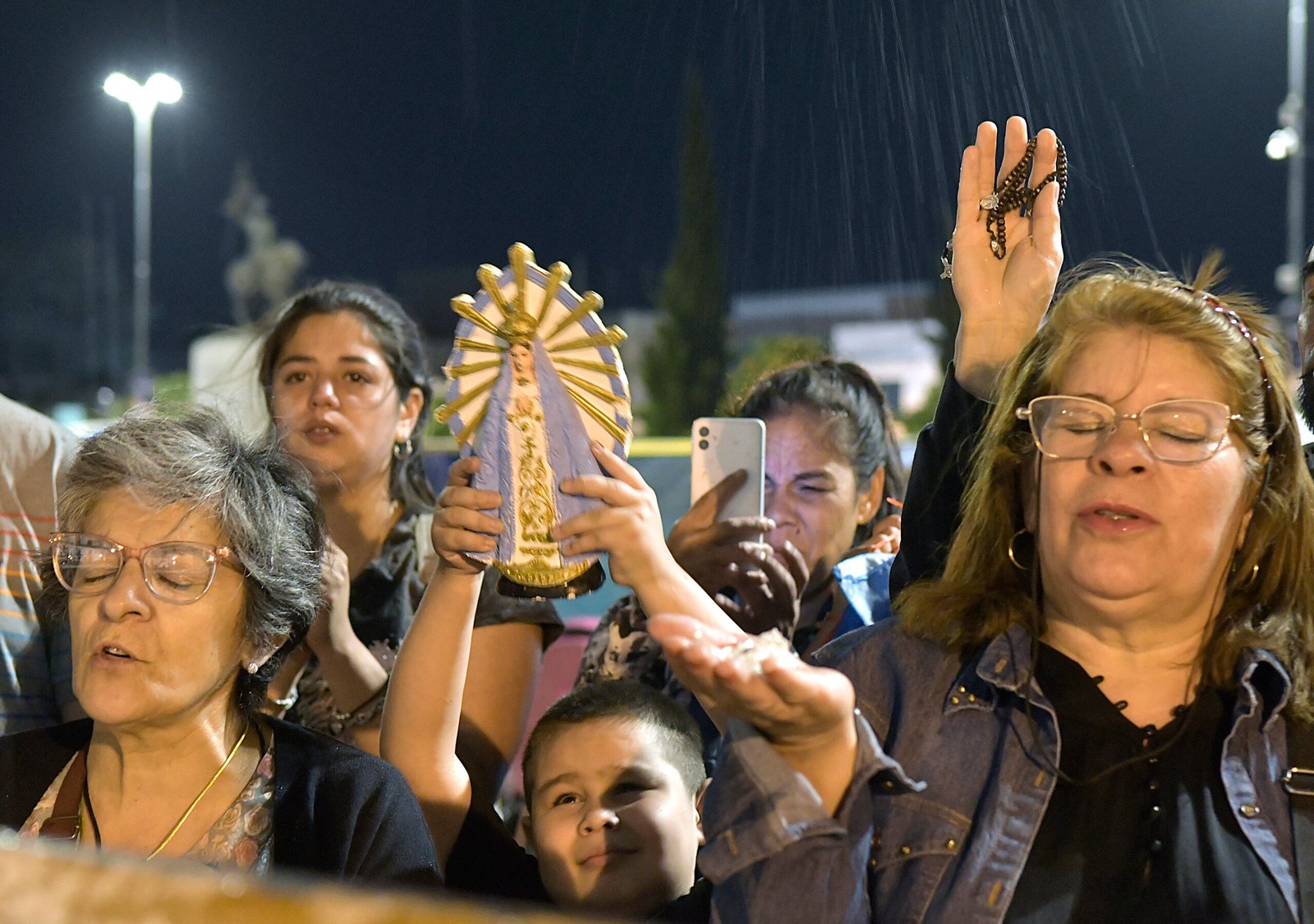 Miles de peregrinos llegaron a Luján en una nueva celebración del Día de la Inmaculada Concepción